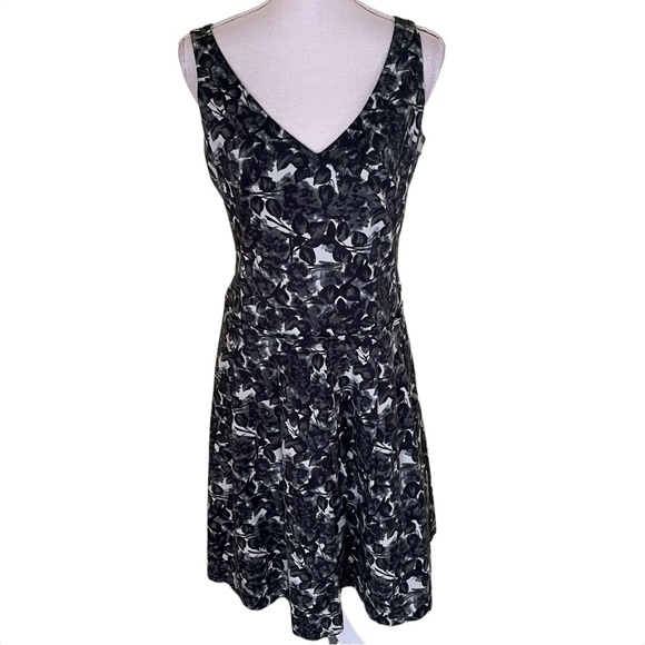 Piazza Sempione Grey Floral Sleeveless Fit and Flare Dress 44(8) - Picture 1 of 10